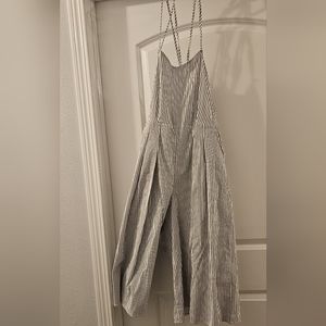 Brand New Sneek Peak Romper with pockets